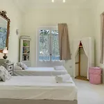 Apartament Afroessa *