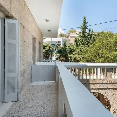 Psathi Seaview House *